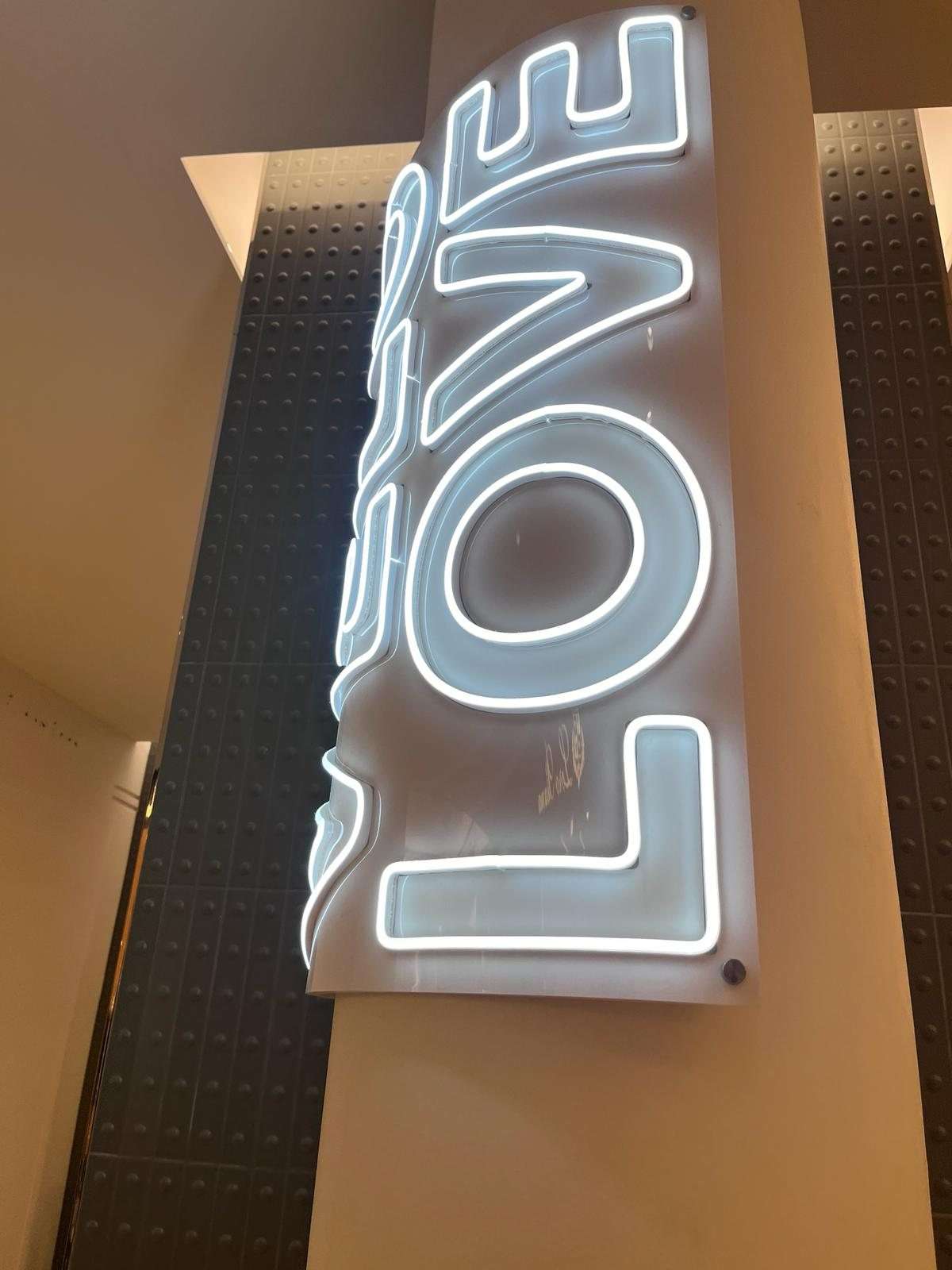 Événementiel plastique sur mesure 3 Décor lumineux rétroéclairé LED en Plexiglas® pour événementiel